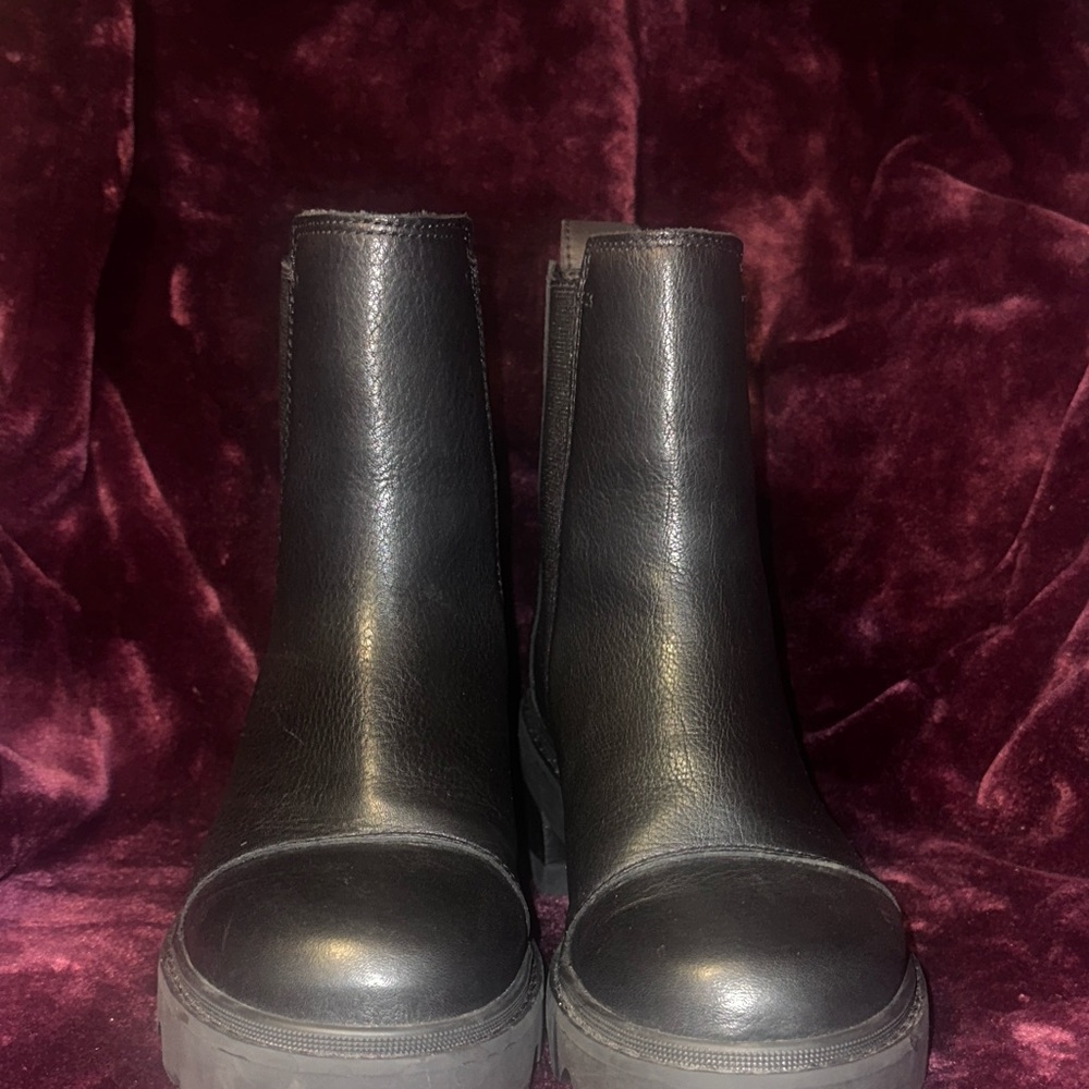 Sorel Joan of Arc Chelsea Boot